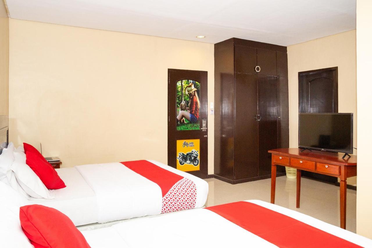Oyo 133 Jazzy James Country Hotel 2 Davao City Exterior foto